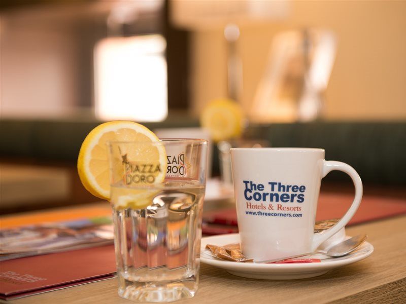 Hotel Three Corners Art 3*